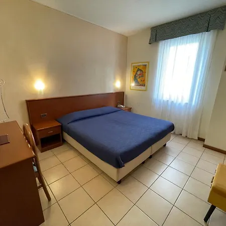 Virginia Garda (Verona)