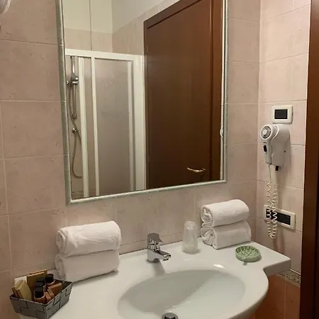 Virginia Hotel